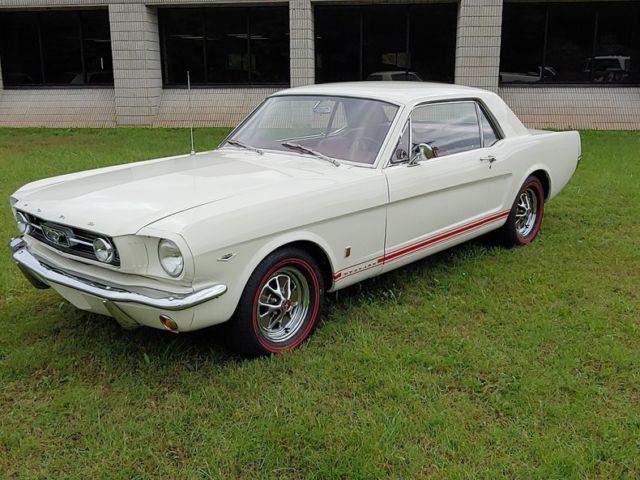 1965 White Ford Mustang Coupe
