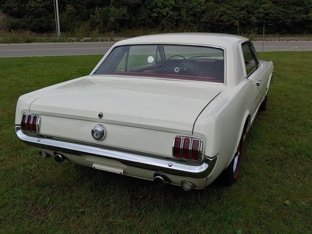 1965 White Ford Mustang Coupe