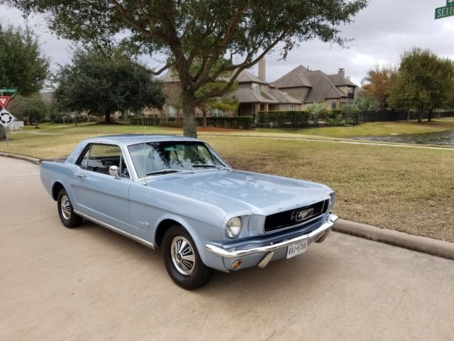 1966 Blue Ford Mustang
