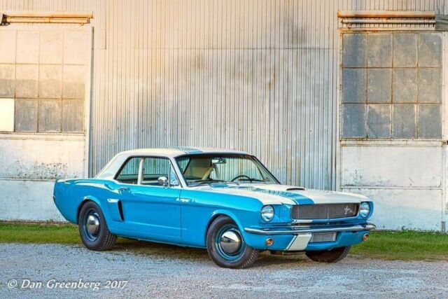 1966 Turquoise/Wimbledon White Ford Mustang Coupe