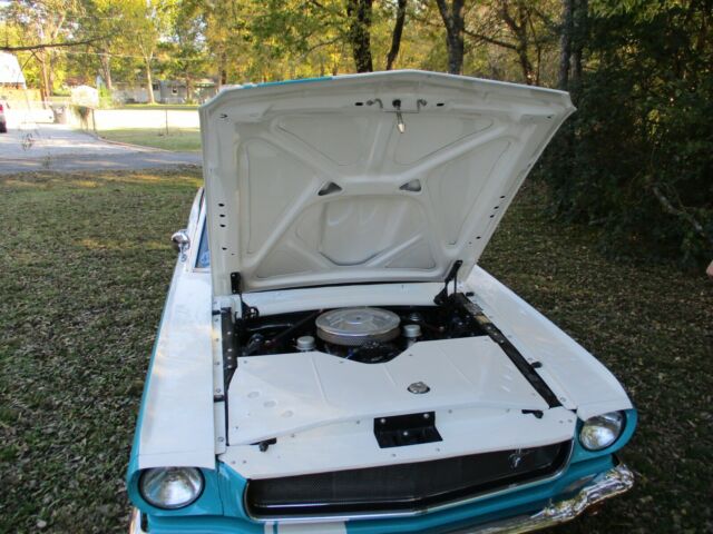1966 Turquoise/Wimbledon White Ford Mustang Coupe