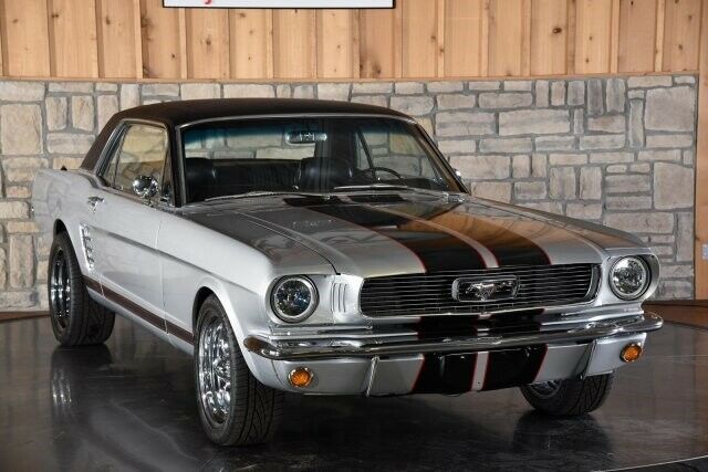 1966 Silver Ford Mustang 2 DR