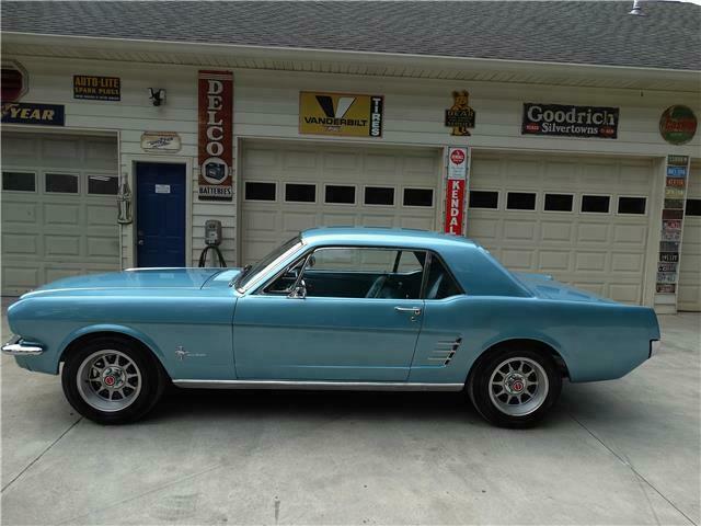 1966 TAHOE TURQUOISE Ford Mustang COUPE