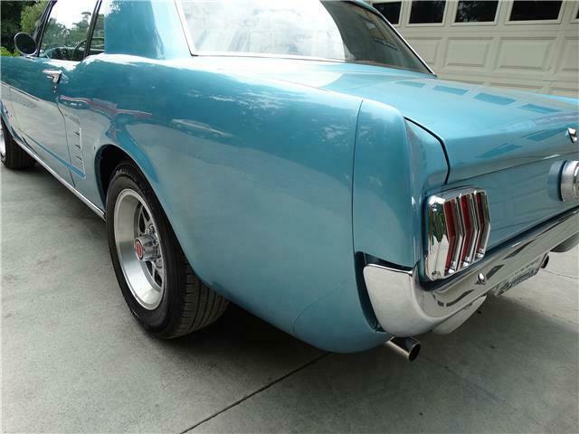 1966 TAHOE TURQUOISE Ford Mustang COUPE