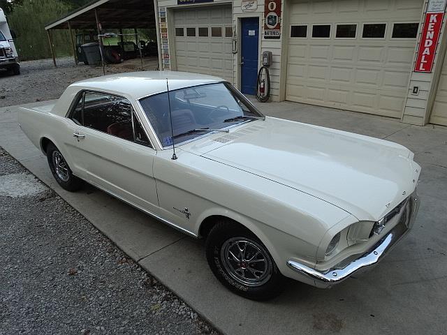 1966 White Ford Mustang COUPE