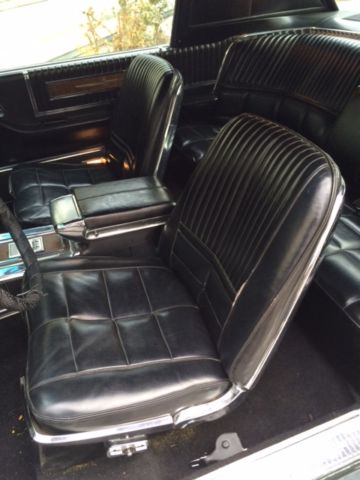 1966 Green Ford Thunderbird Coupe