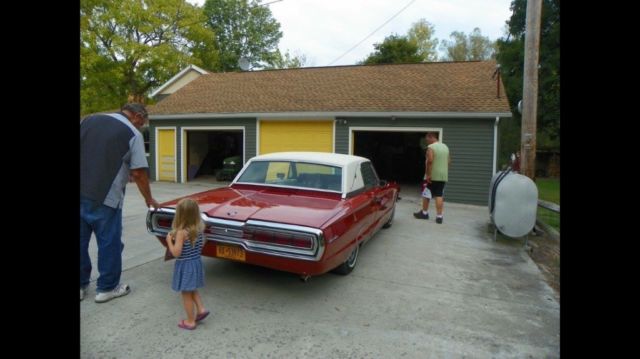 1966 Ember glow / copper red Ford Thunderbird Coupe