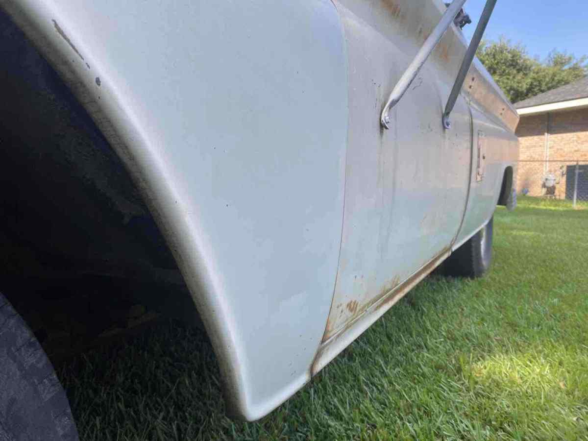 1966 White GMC chevy Pickup