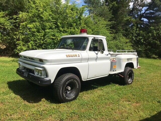 1966 White GMC K25 Standard Cab Pickup