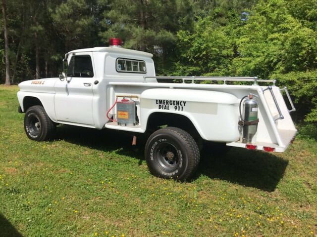 1966 White GMC K25 Standard Cab Pickup