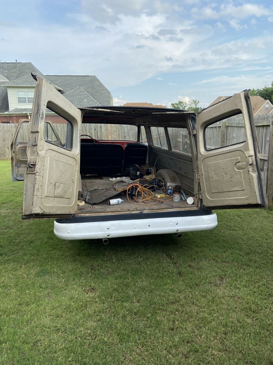 1966 Green Chevrolet Suburban