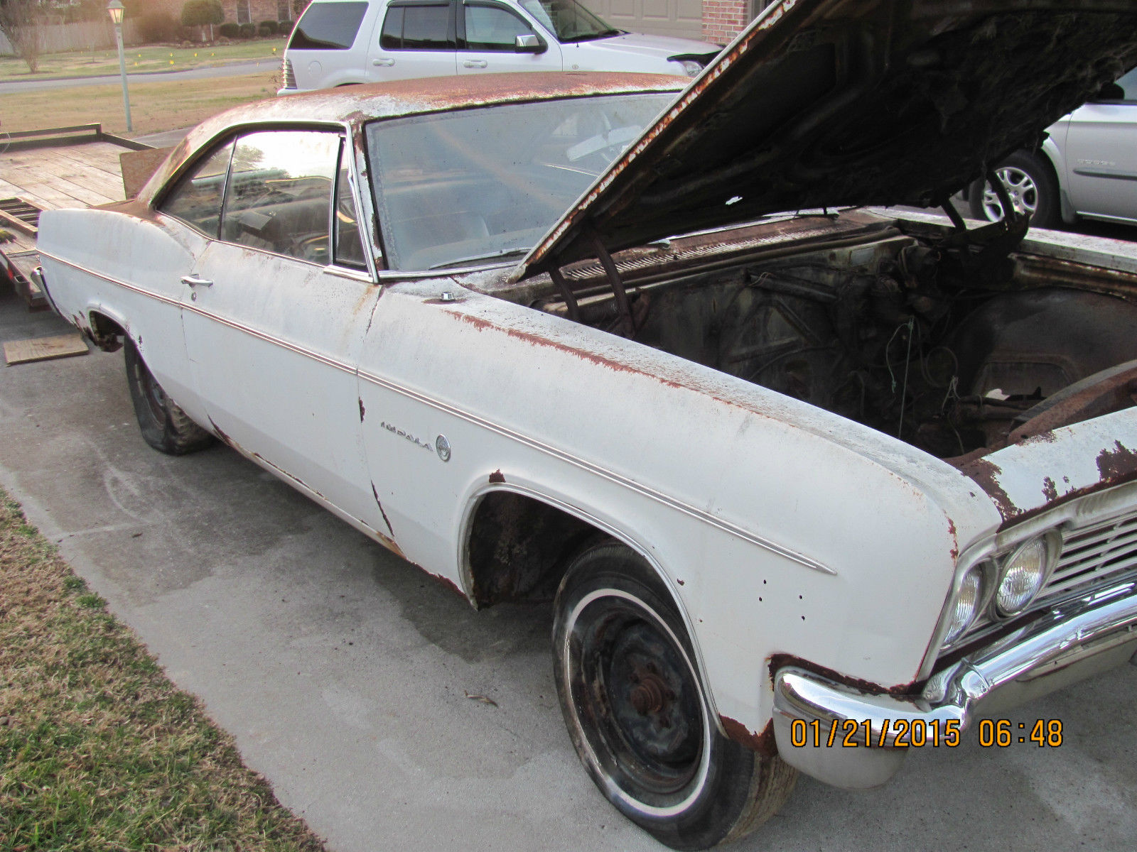 1966 White Chevrolet Impala Coupe