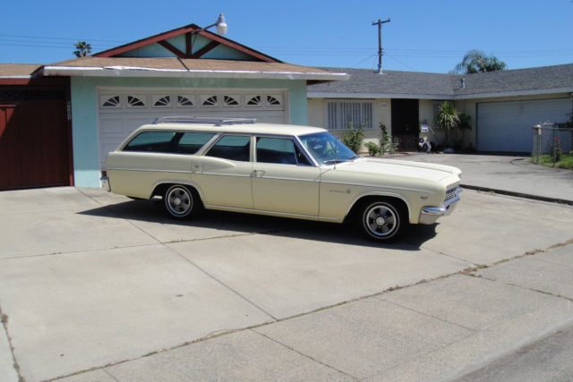 1966 Yellow Chevrolet Impala Station Wagon