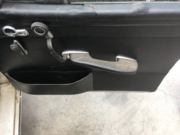 1966 Mercedes-Benz 200-Series