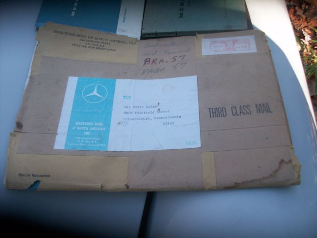 1966 White Mercedes-Benz 200-Series 4 Door Sedan