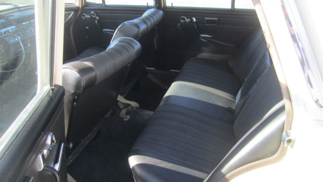 1966 Cream Mercedes-Benz 200-Series Sedan