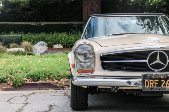 1966 White Mercedes-Benz 200-Series --
