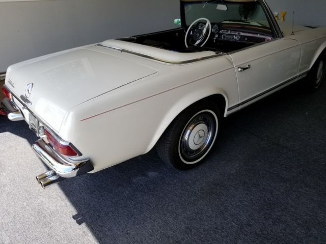 1966 White Mercedes-Benz SL-Class Convertible