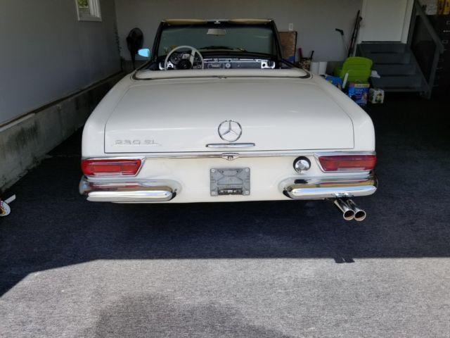 1966 White Mercedes-Benz SL-Class Convertible