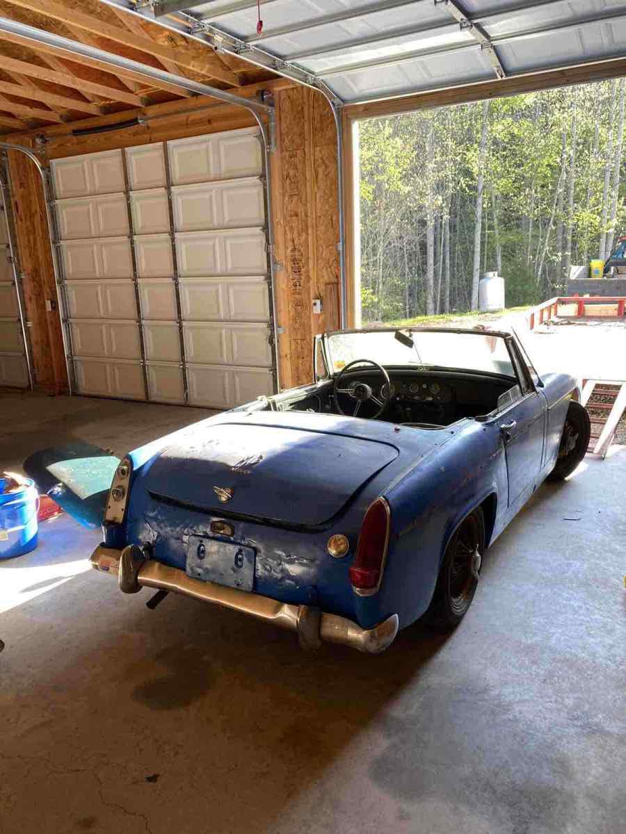 1966 Blue MG RDS convertible Convertible