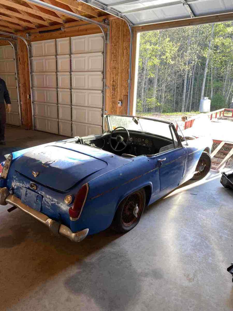 1966 Blue MG RDS convertible Convertible