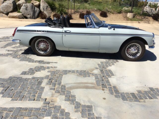 1966 Black / White MG MGB Convertible