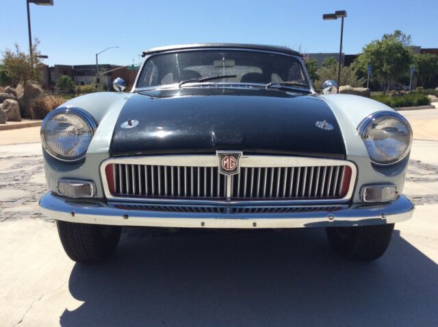 1966 Black / White MG MGB Convertible