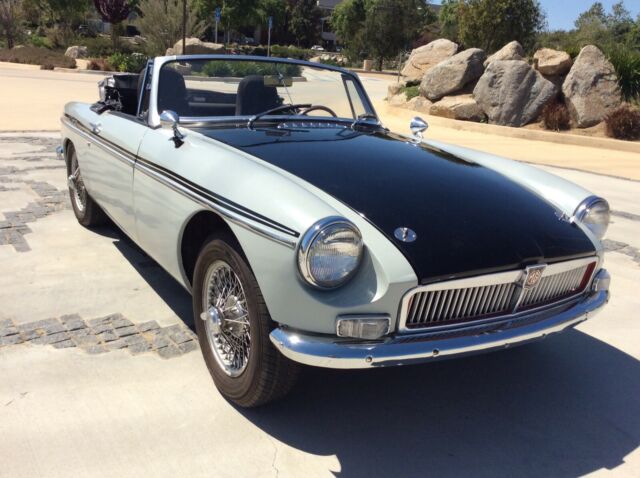 1966 Black / White MG MGB Convertible