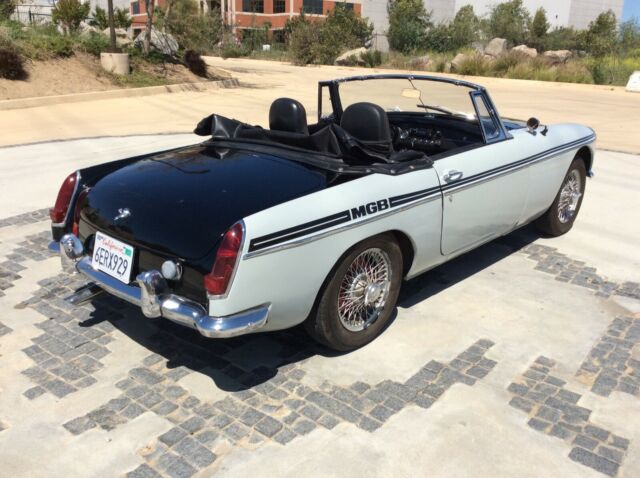 1966 Black / White MG MGB Convertible