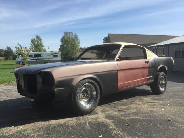 1966 White Ford Mustang