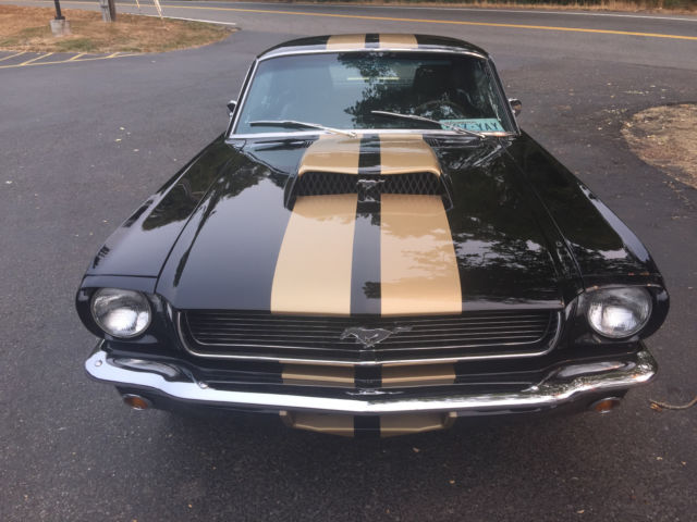 1966 Black & Gold Hertz Look Ford Mustang Coupe