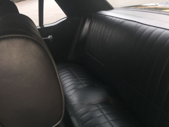 1966 Black & Gold Hertz Look Ford Mustang Coupe