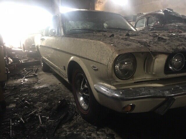 1966 Wimbledon White Ford Mustang Fastback