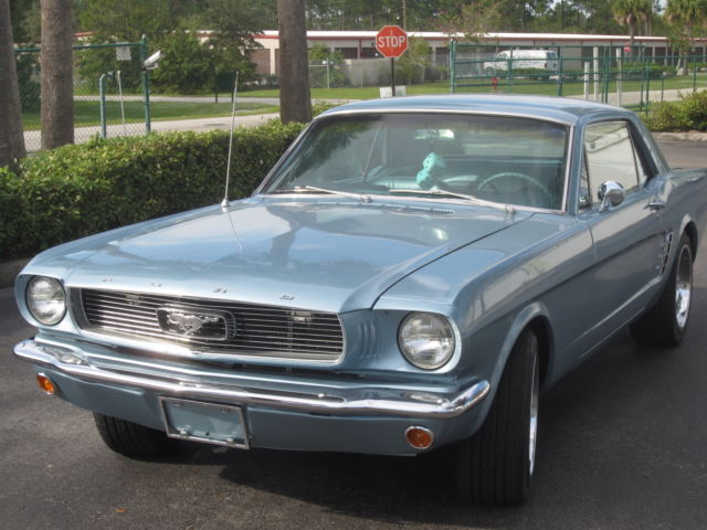 1966 blue / gray Ford Mustang Coupe