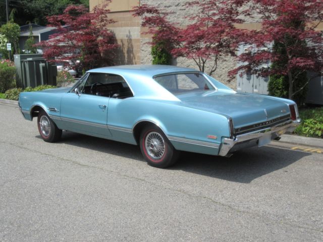 1966 Ocean Mist Oldsmobile 442