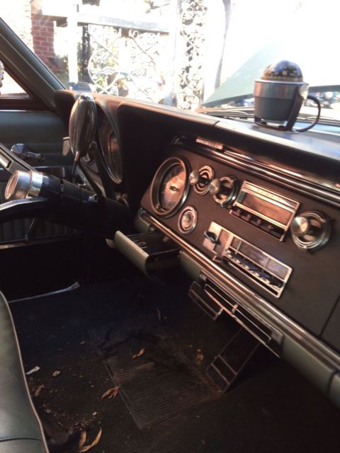 1966 Green Oldsmobile Eighty-Eight Sedan