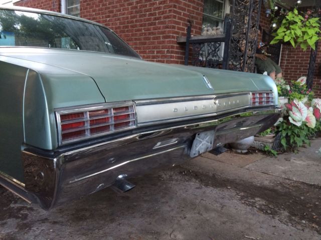 1966 Green Oldsmobile Eighty-Eight Sedan