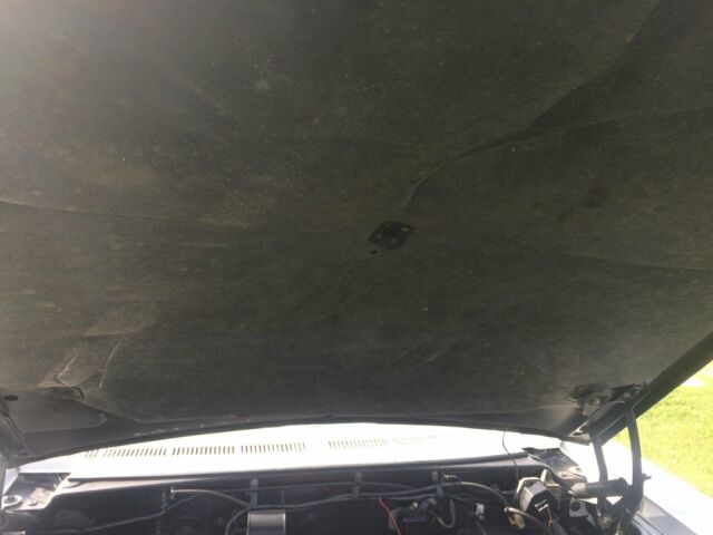 1966 White Oldsmobile Eighty-Eight Convertible