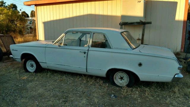 1966 WHITE Plymouth Valiant Sedan