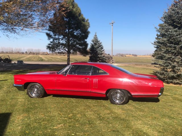 1966 Red Pontiac Catalina Coupe