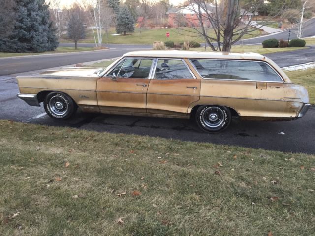 1966 Gold Pontiac Catalina Station Wagon