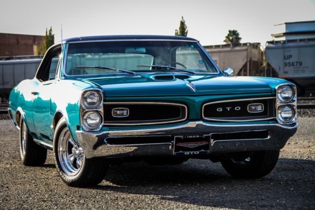 1966 Aqua Marine Pontiac GTO