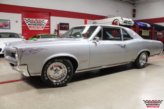 1966 Gray Pontiac GTO Post