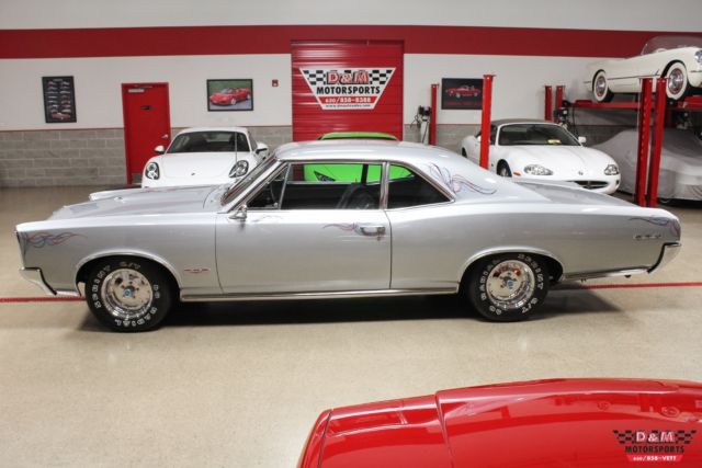 1966 Gray Pontiac GTO Post