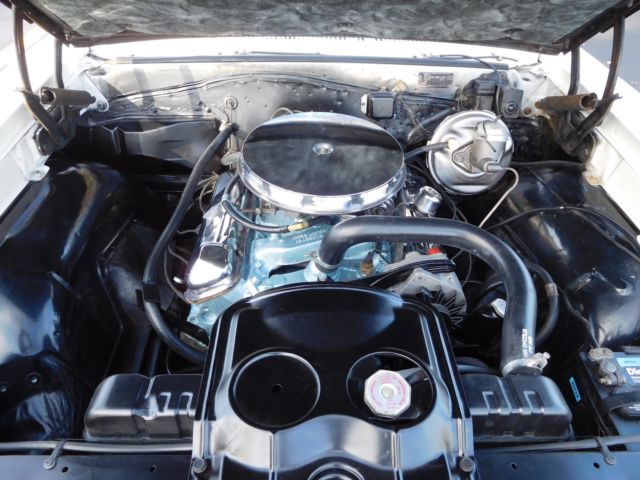 1966 White Pontiac GTO