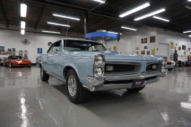 1966 Silver Pontiac GTO