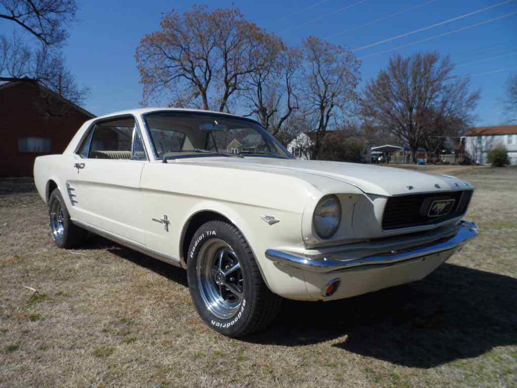 1966 Wimbledon White Ford Mustang Coupe