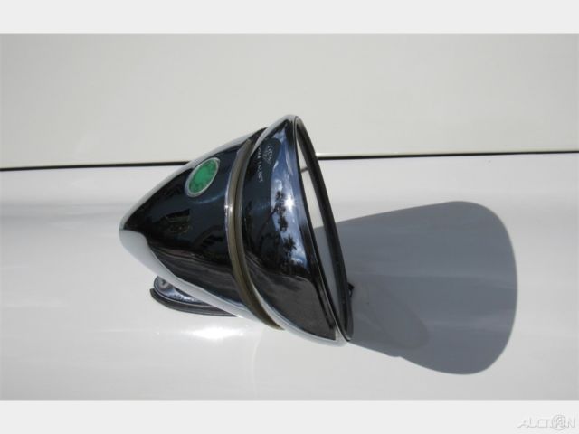 1966 White Mercedes-Benz SL-Class