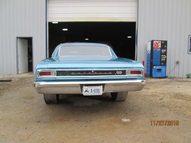 1966 Blue Chevrolet Chevelle Coupe