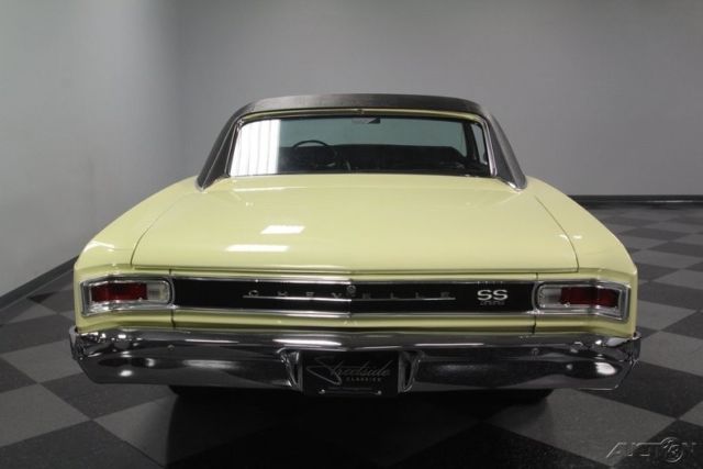 1966 Yellow Chevrolet Chevelle